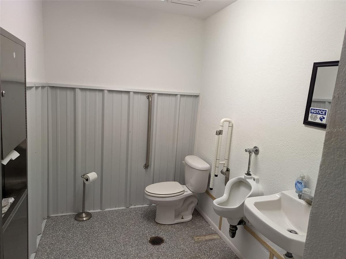2124 AMERICAN LEGION DRIVE — photo 60 of 68