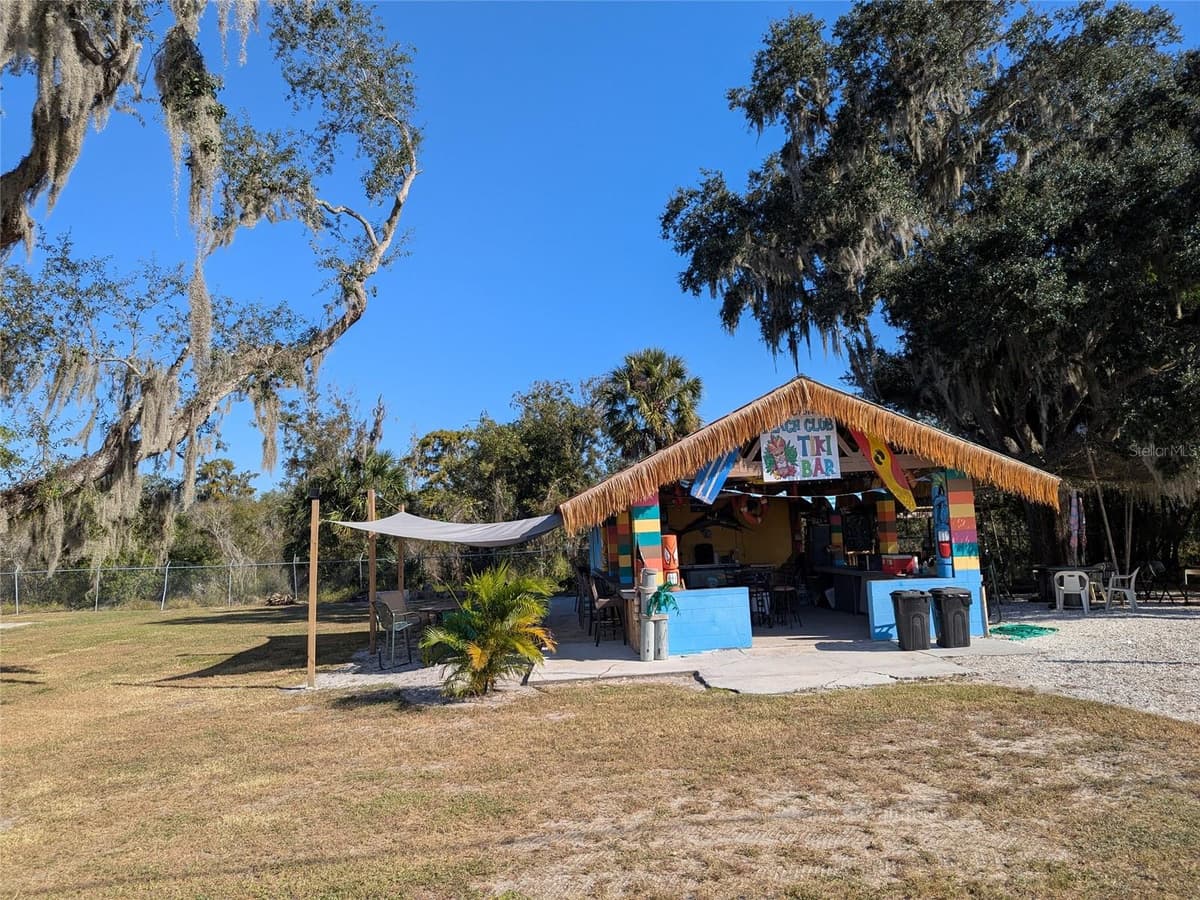 2124 AMERICAN LEGION DRIVE — photo 18 of 68