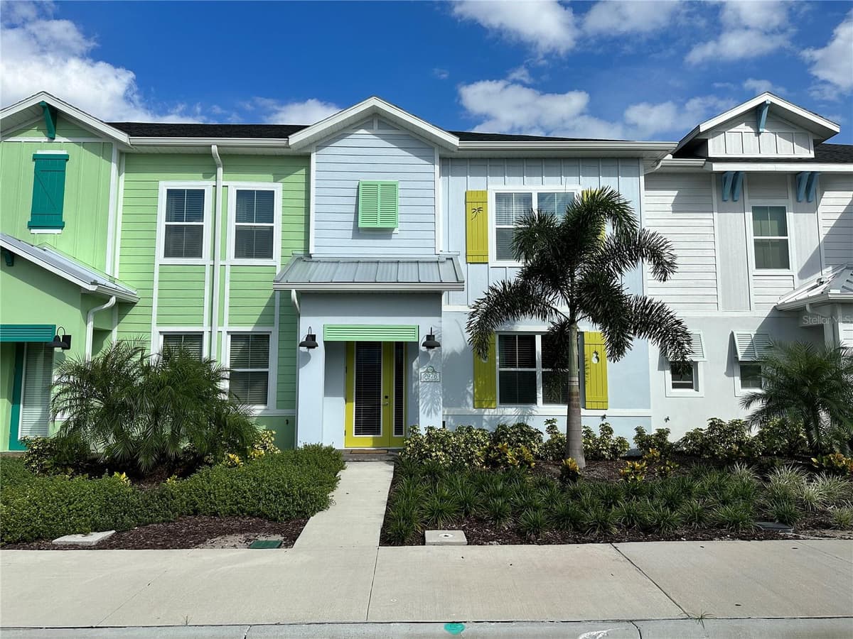 2976 ON THE ROCKS POINT — photo 1 of 35