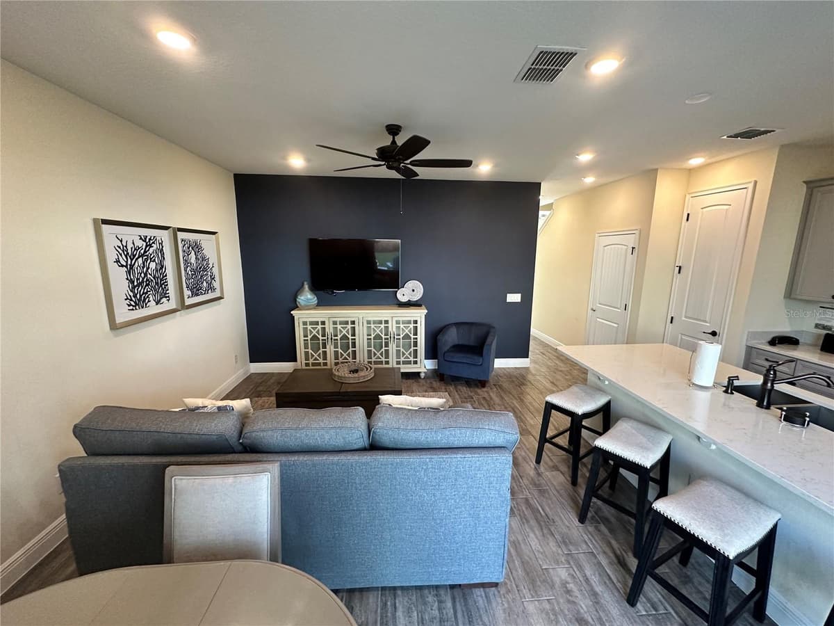 2976 ON THE ROCKS POINT — photo 11 of 35