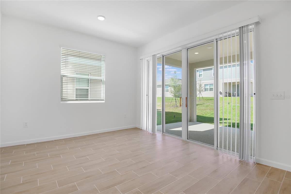 5220 BEE BALM STREET — photo 8 of 22
