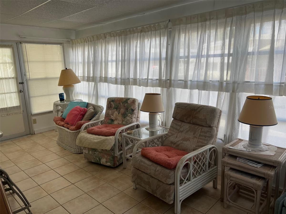 201 ROYAL PALM CIRCLE — photo 13 of 28