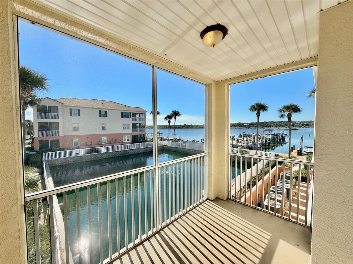 200 MARINA BAY DRIVE — photo 23 of 57