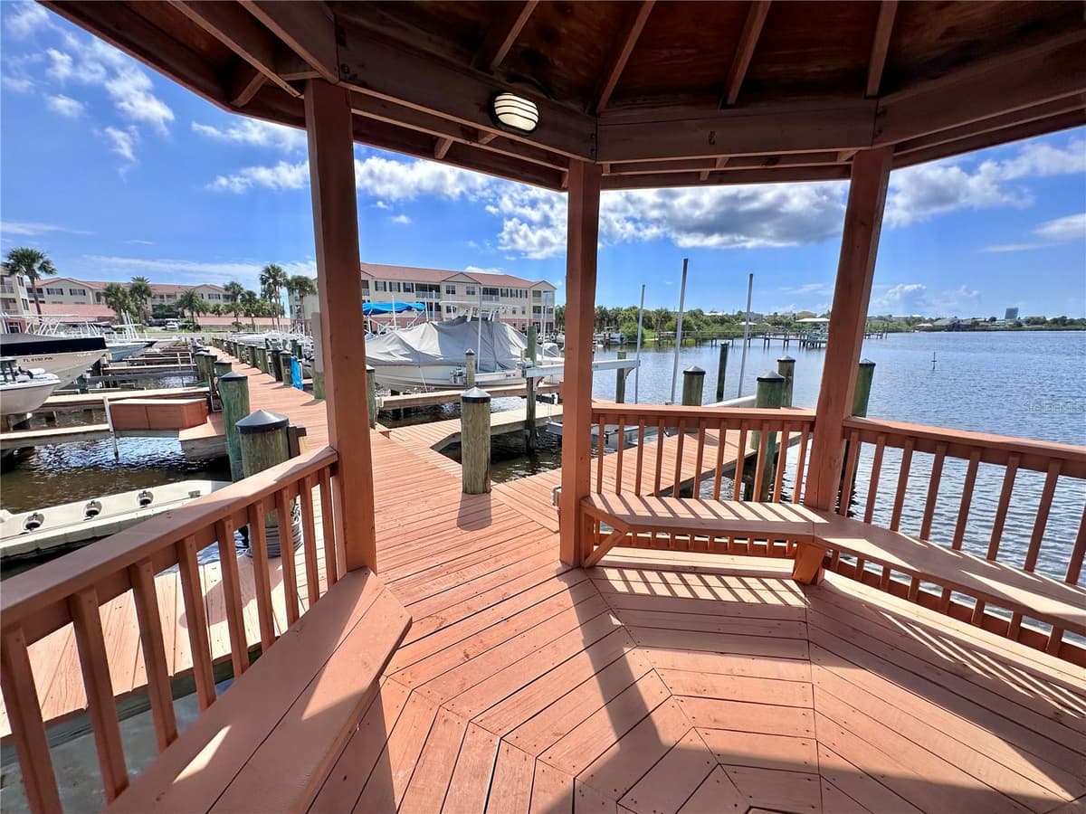 200 MARINA BAY DRIVE — photo 44 of 57