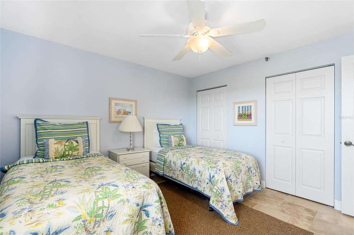 4139 S. ATLANTIC AVENUE — photo 29 of 33