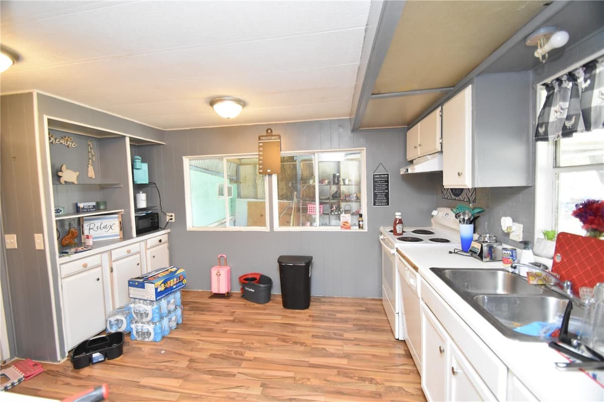 5722 LITTLE EVA ROAD — photo 4 of 22