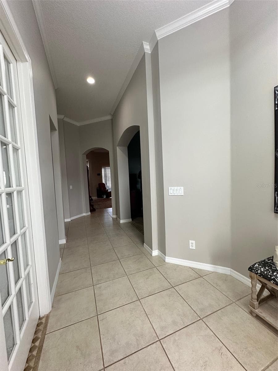 141 WINGHURST BOULEVARD — photo 11 of 45