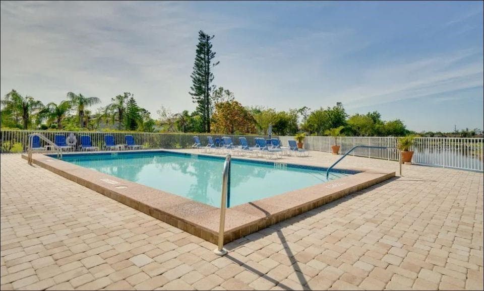 14931 PARK LAKE DRIVE — photo 19 of 24