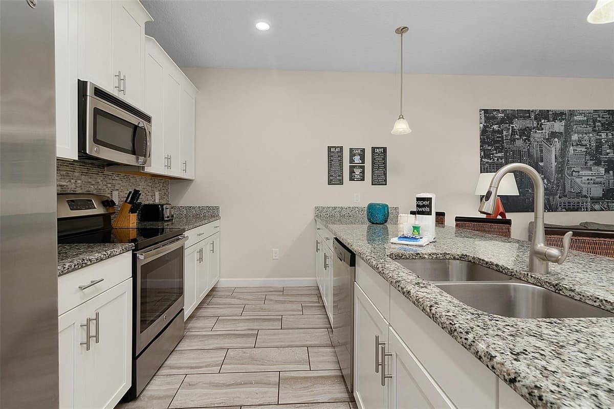 3148 PEQUOD PLACE — photo 7 of 82