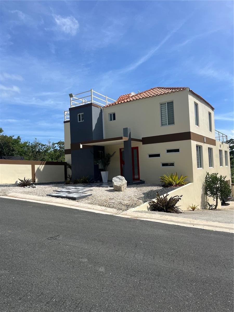 40 ROBLE VALLEY — photo 34 of 35