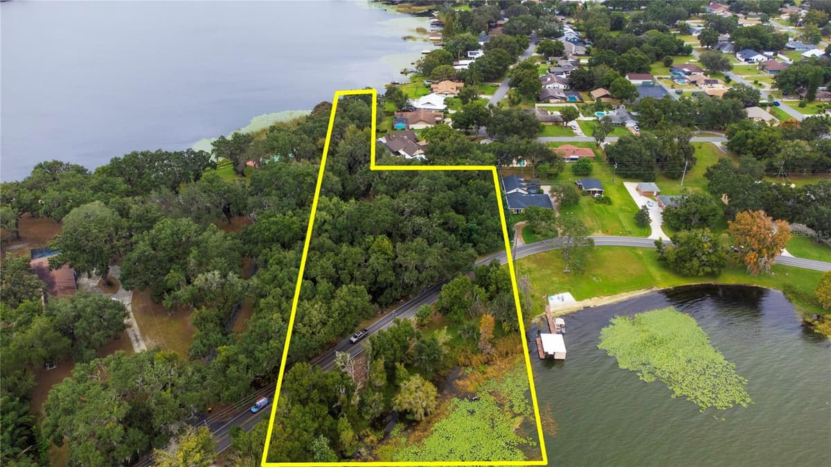 2060 LAKE ARIANA BOULEVARD — photo 2 of 40