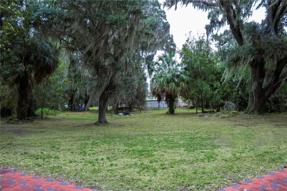 2060 LAKE ARIANA BOULEVARD — photo 39 of 40
