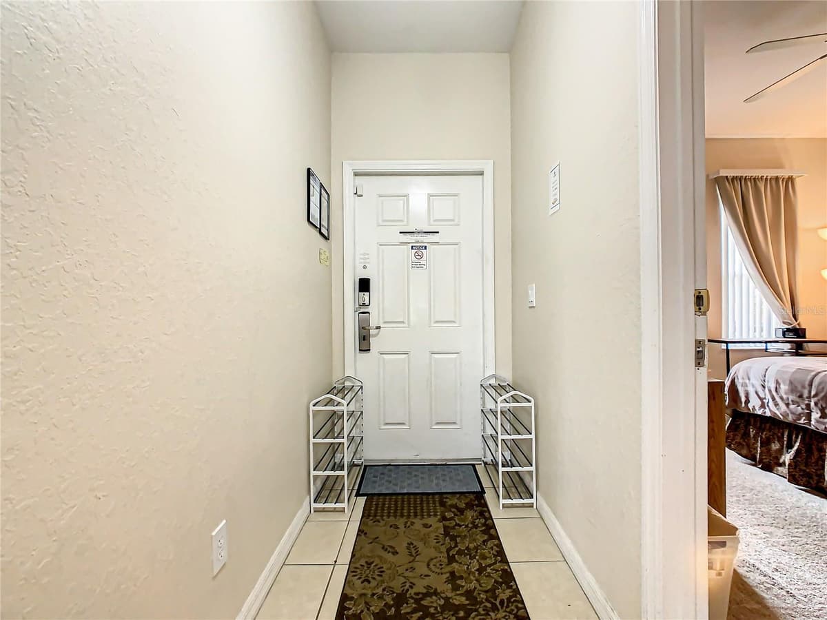 702 CALABRIA AVE — photo 2 of 58