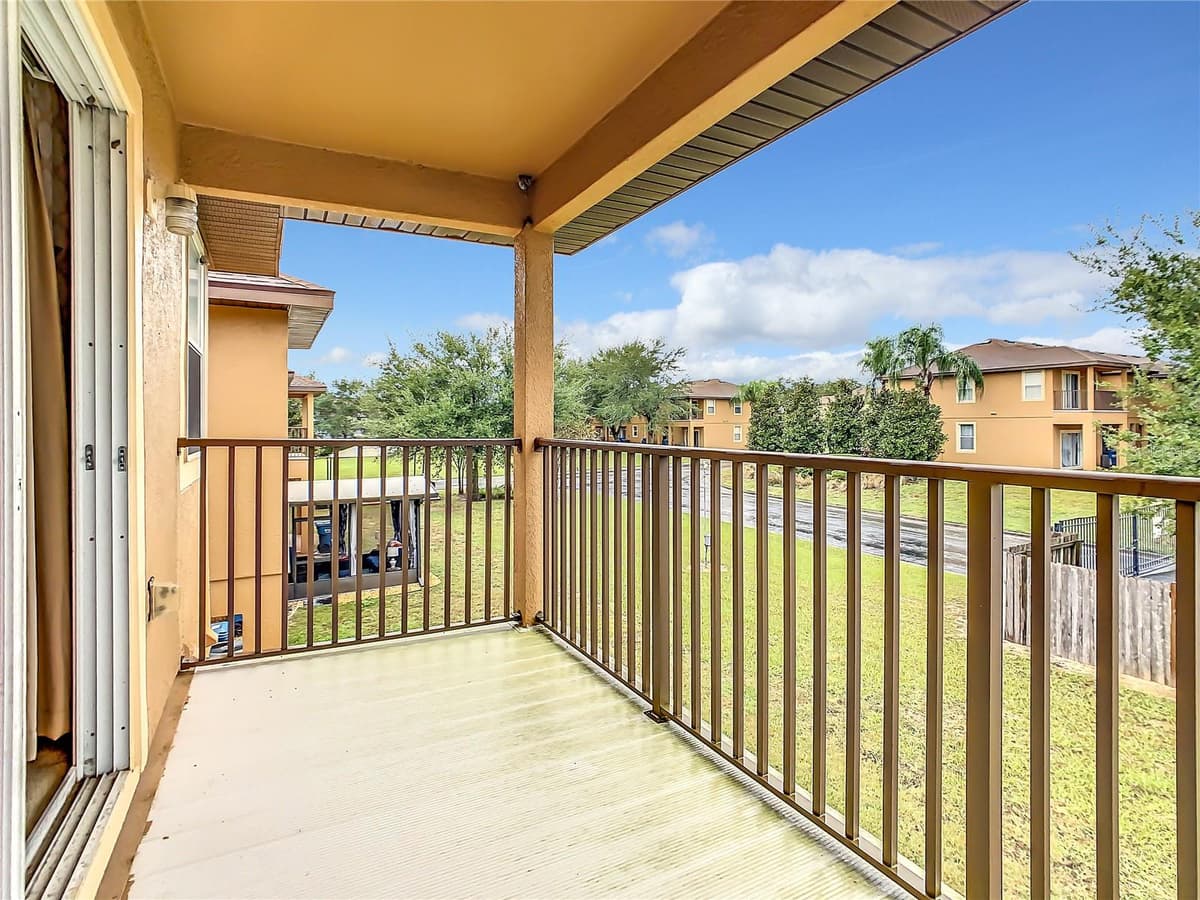 702 CALABRIA AVE — photo 40 of 58