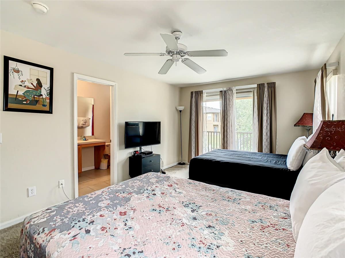 702 CALABRIA AVE — photo 33 of 58