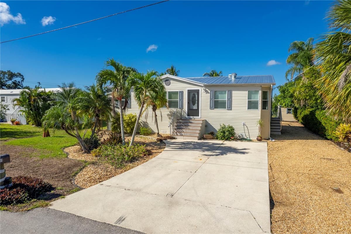3101 BAMBOO COURT — photo 41 of 51