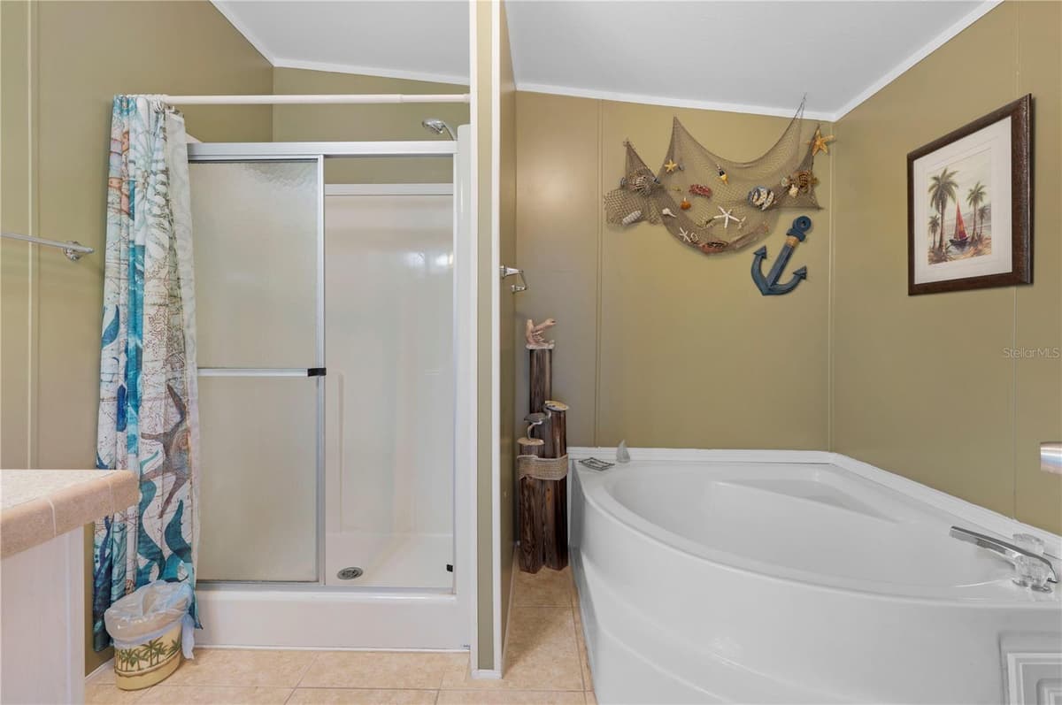 3101 BAMBOO COURT — photo 22 of 51
