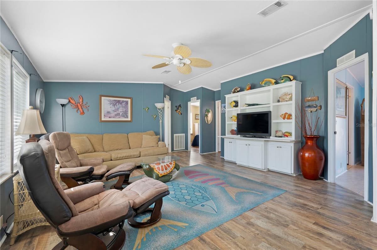 3101 BAMBOO COURT — photo 18 of 51