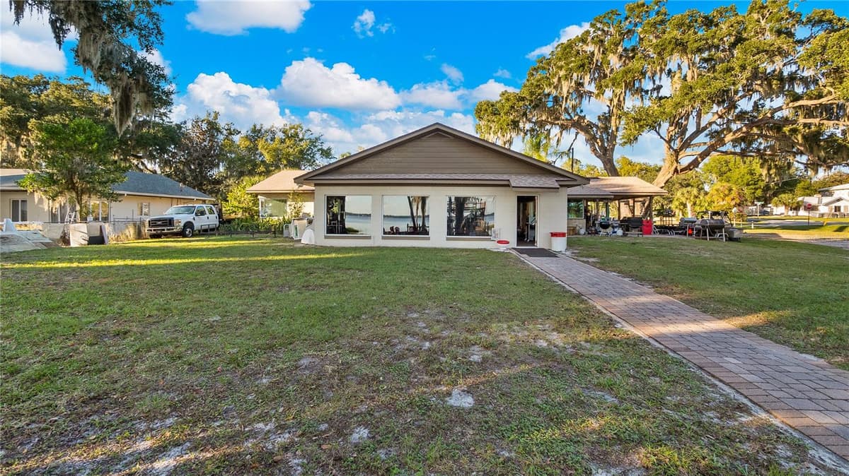 1241 LAKESHORE DRIVE — photo 35 of 65