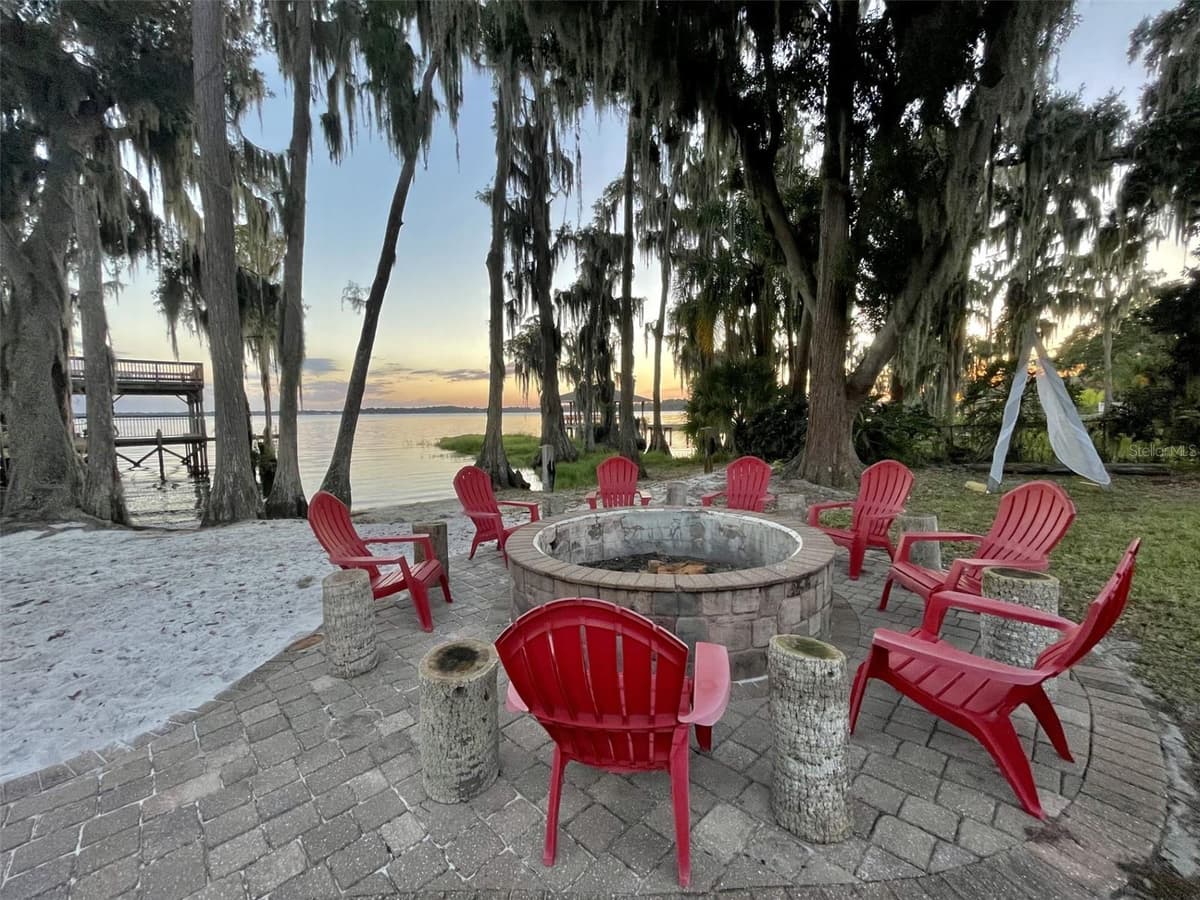 1241 LAKESHORE DRIVE — photo 38 of 65