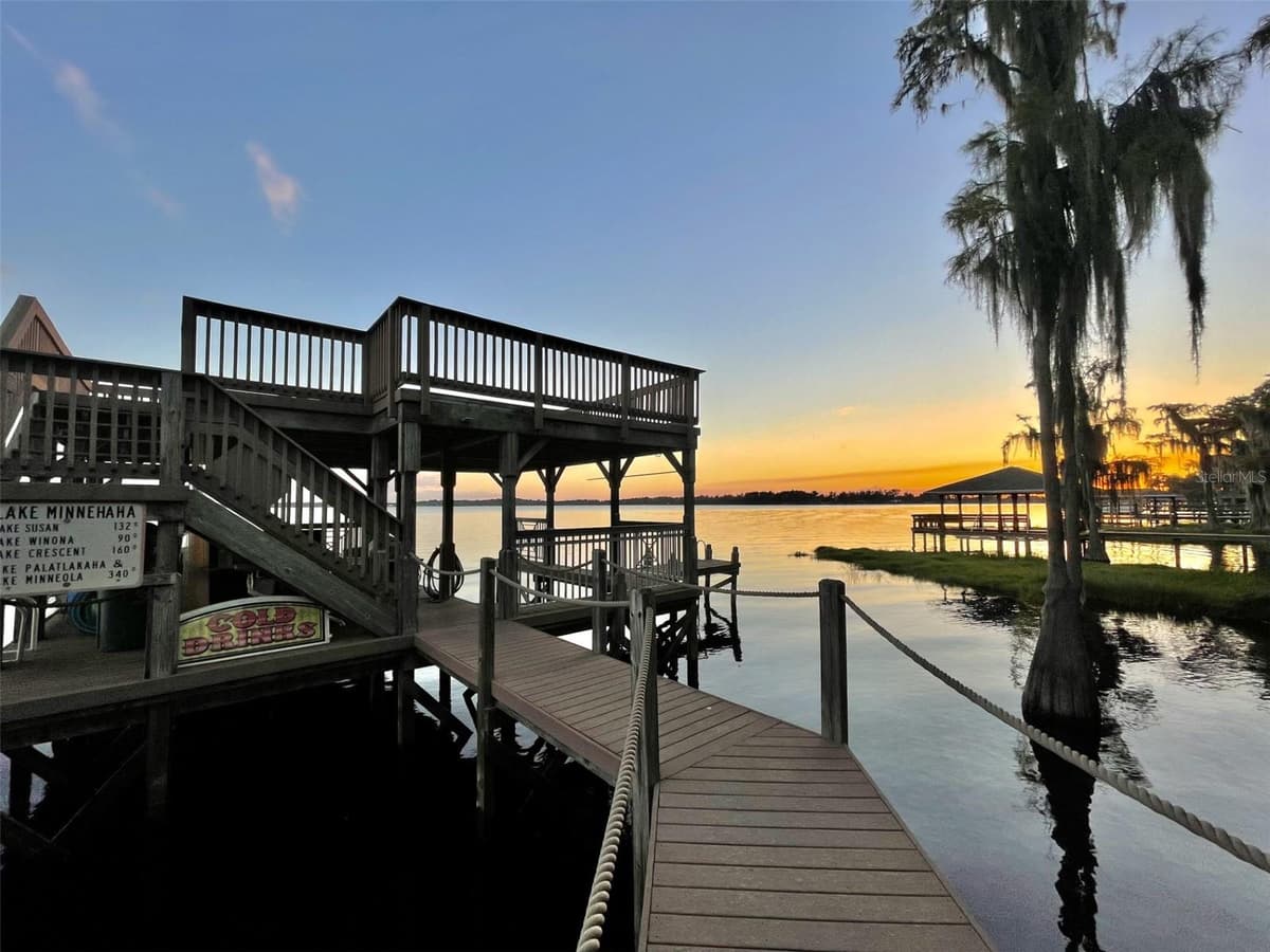 1241 LAKESHORE DRIVE — photo 44 of 65