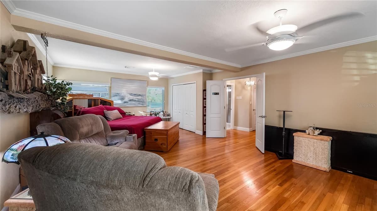 1241 LAKESHORE DRIVE — photo 8 of 65