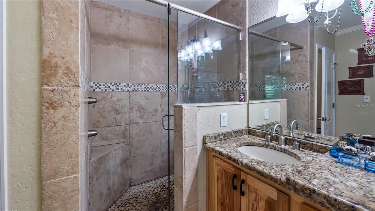 1241 LAKESHORE DRIVE — photo 10 of 65