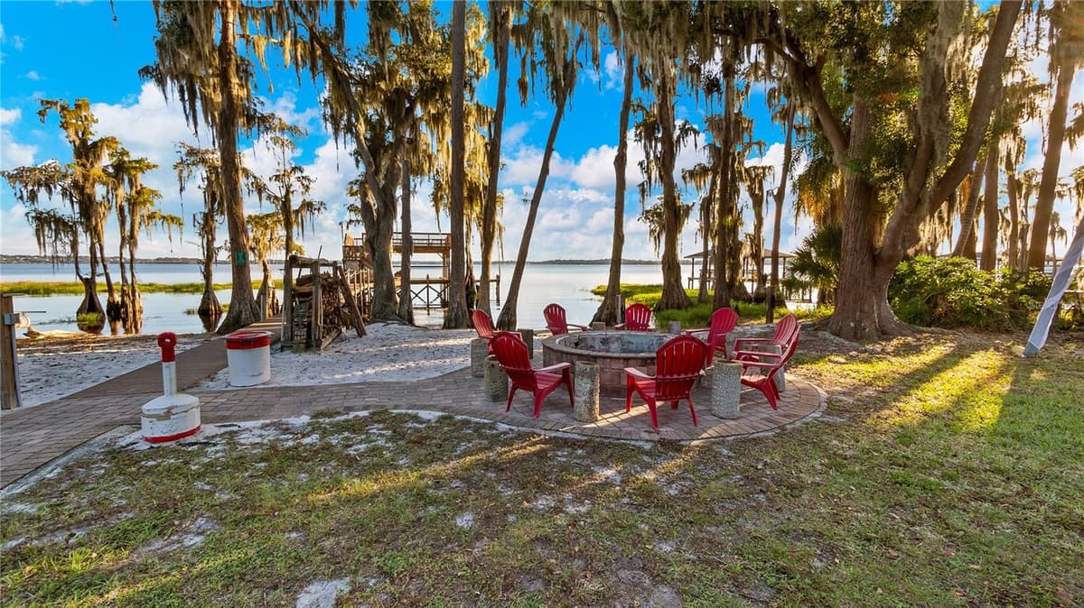 1241 LAKESHORE DRIVE — photo 37 of 65
