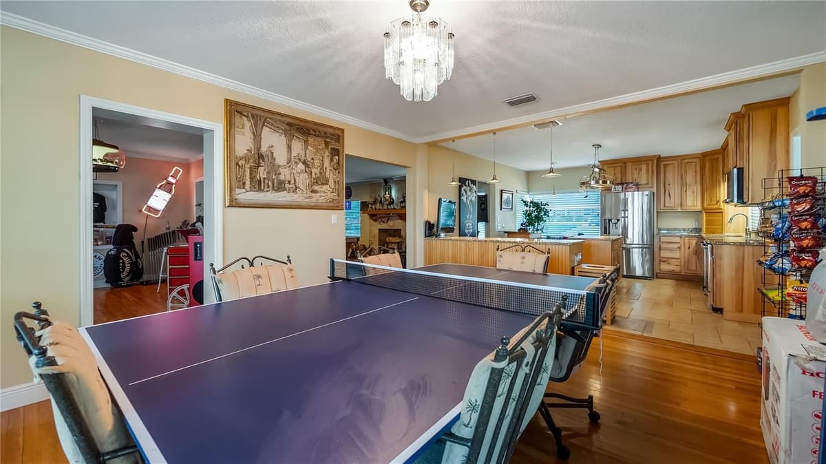 1241 LAKESHORE DRIVE — photo 15 of 65