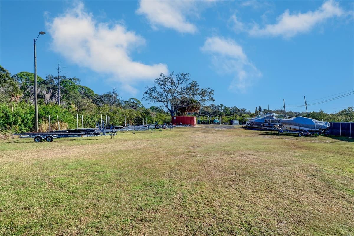 332 ANCLOTE ROAD — photo 10 of 17