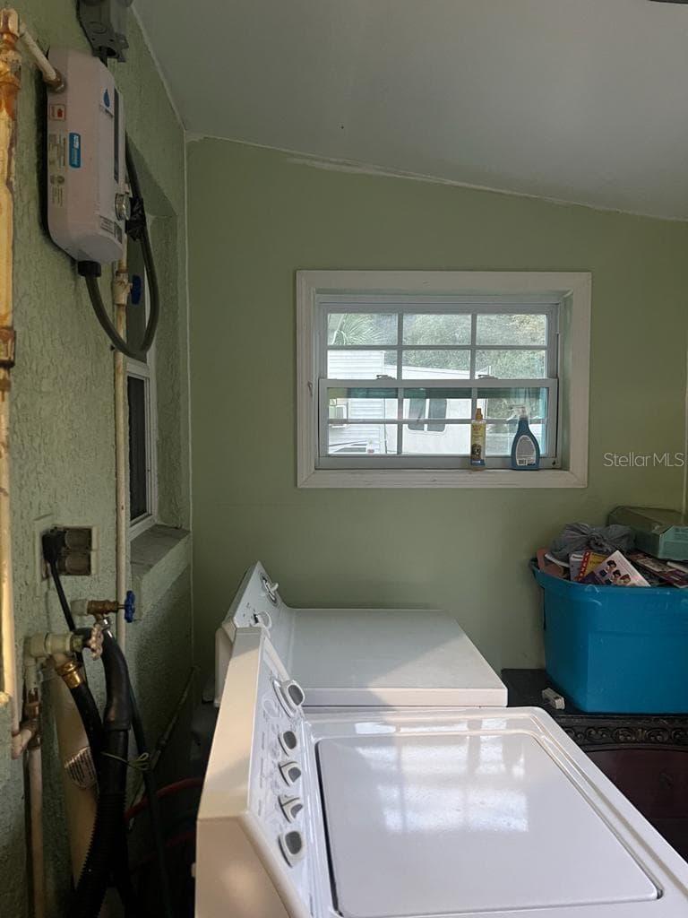 1520 HILL STREET — photo 8 of 19