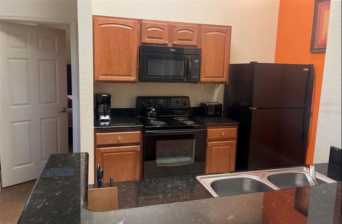 8100 POINCIANA BOULEVARD — photo 4 of 15