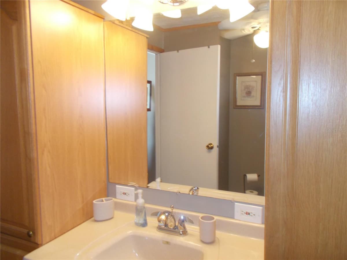 5755 HOLIDAY PARK BOULEVARD — photo 24 of 67