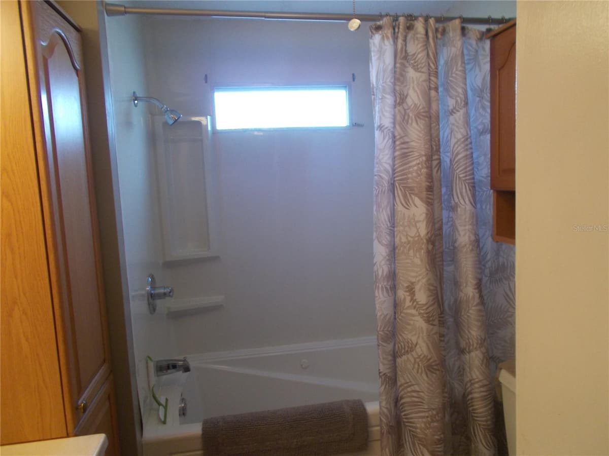 5755 HOLIDAY PARK BOULEVARD — photo 23 of 67