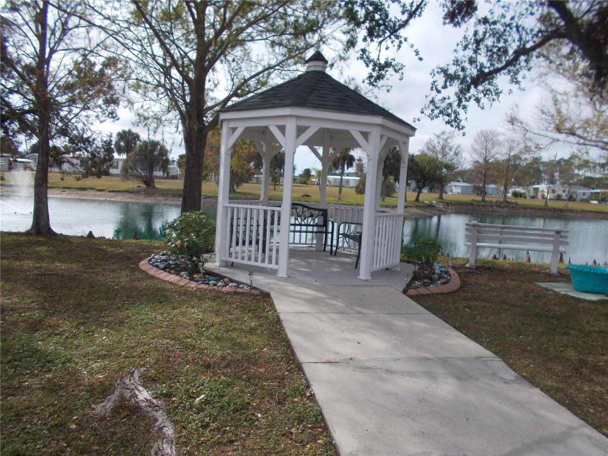 5755 HOLIDAY PARK BOULEVARD — photo 64 of 67