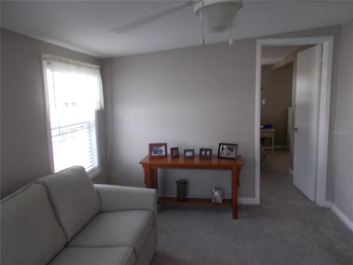 5755 HOLIDAY PARK BOULEVARD — photo 10 of 67