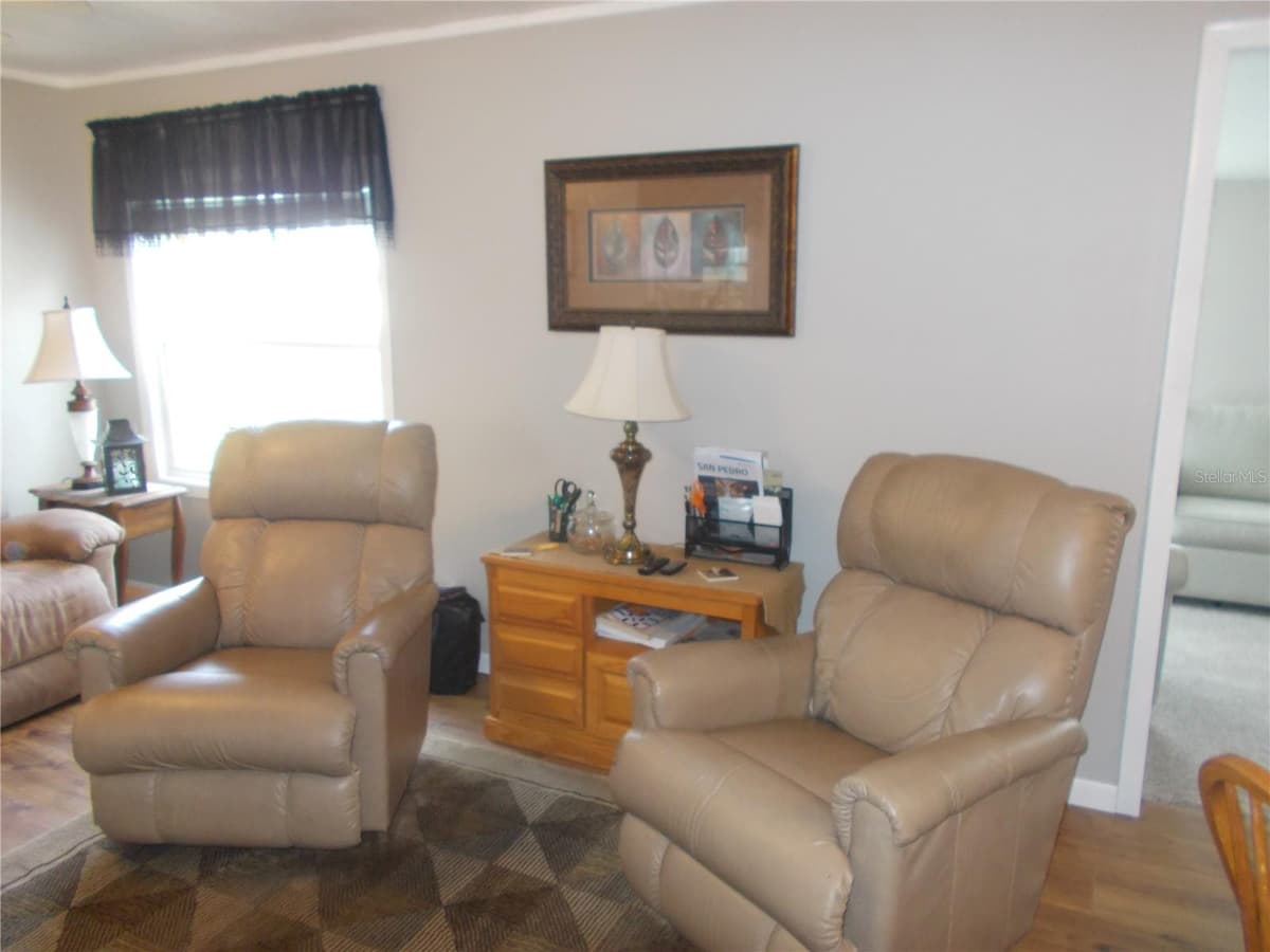 5755 HOLIDAY PARK BOULEVARD — photo 6 of 67