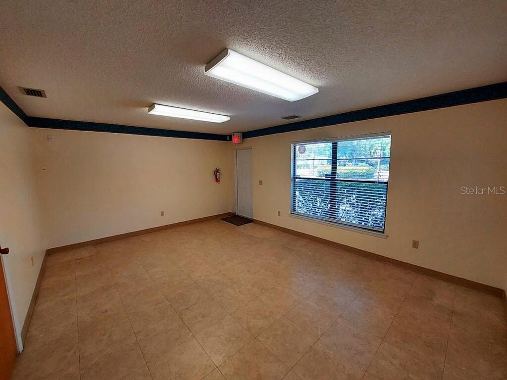 4810 26TH STREET — photo 10 of 22