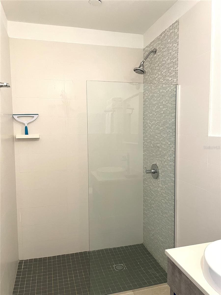 673 CASA BLUE — photo 68 of 81