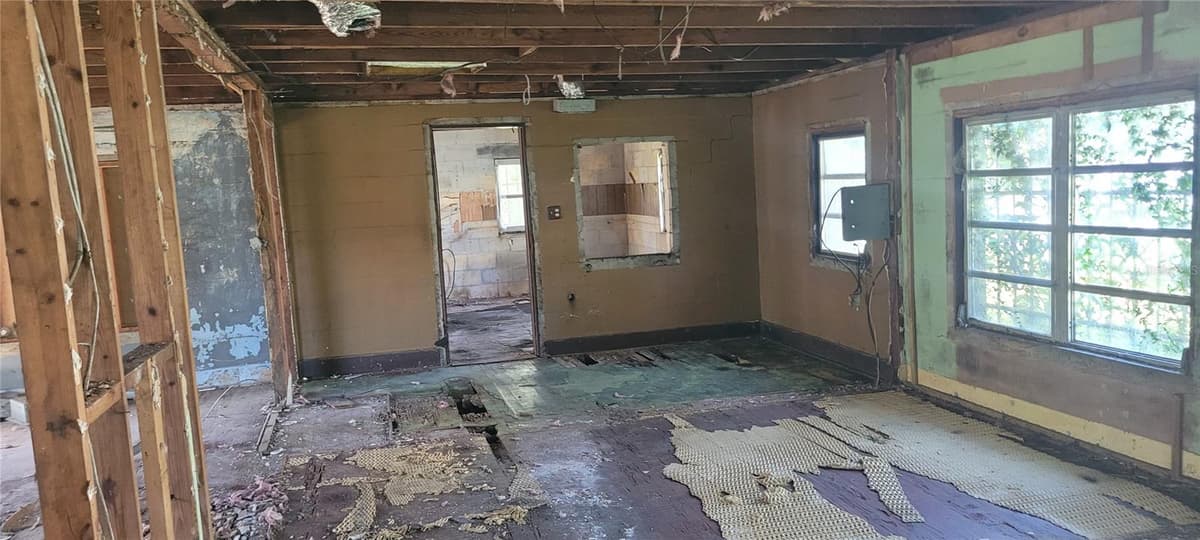 5451 LILY ROAD — photo 7 of 8