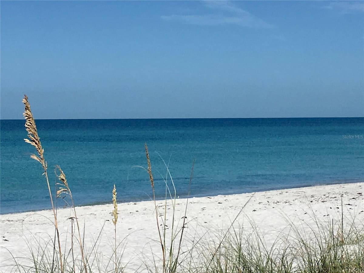 3710 GULF OF MEXICO DRIVE — photo 13 of 18