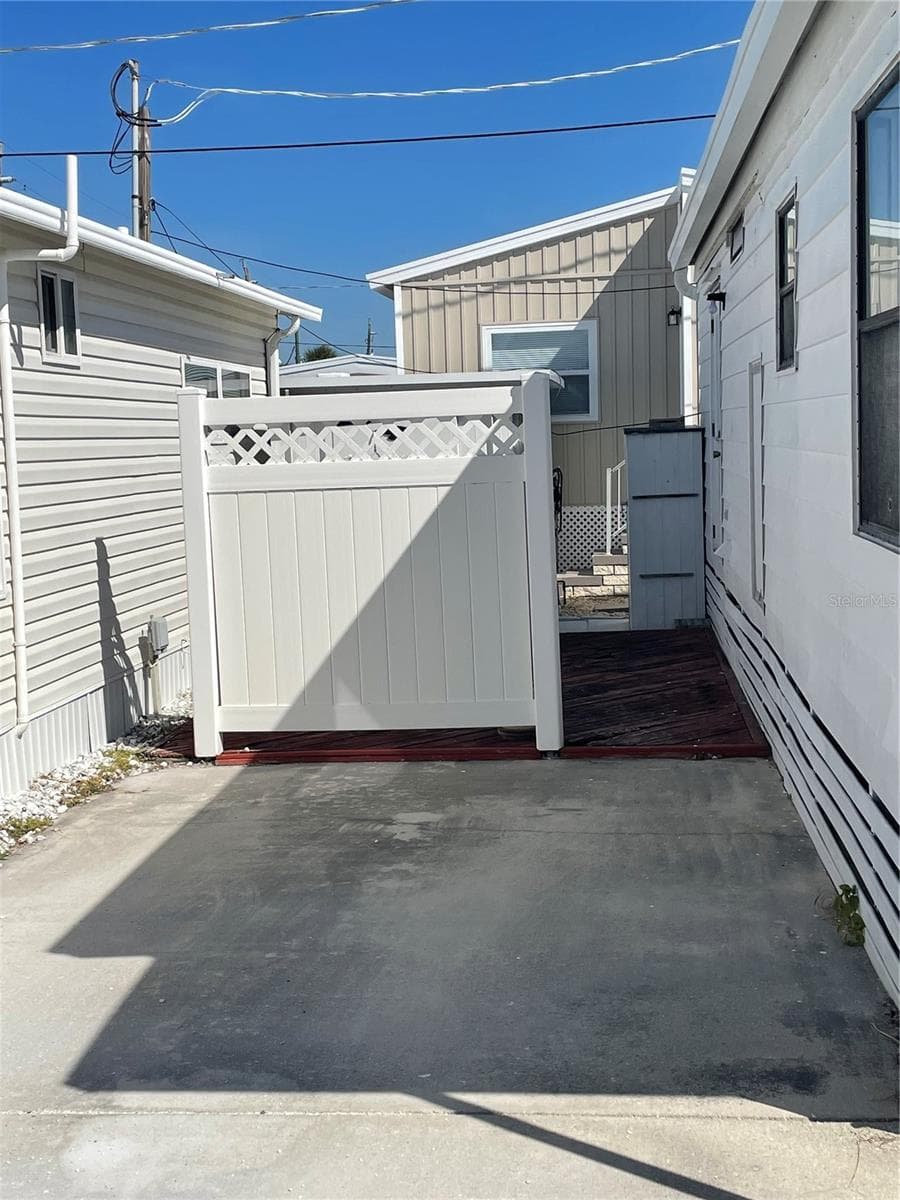 3710 GULF OF MEXICO DRIVE — photo 7 of 18