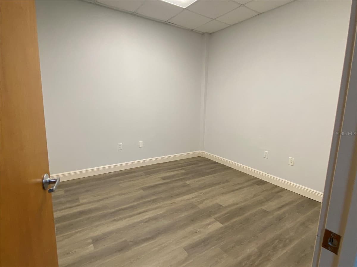 781 COUNTY ROAD 466 — photo 3 of 12
