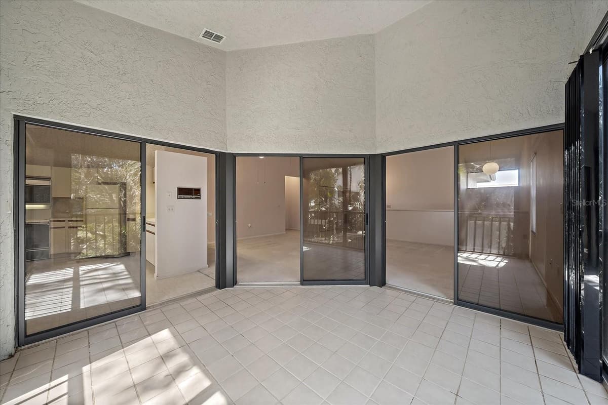 1654 STARLING DRIVE — photo 35 of 54