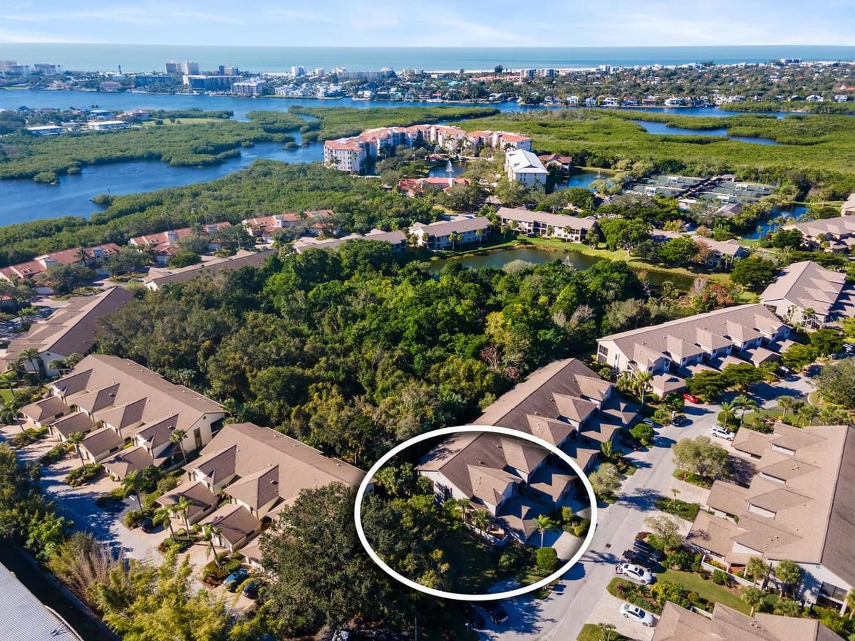 1654 STARLING DRIVE — photo 40 of 54