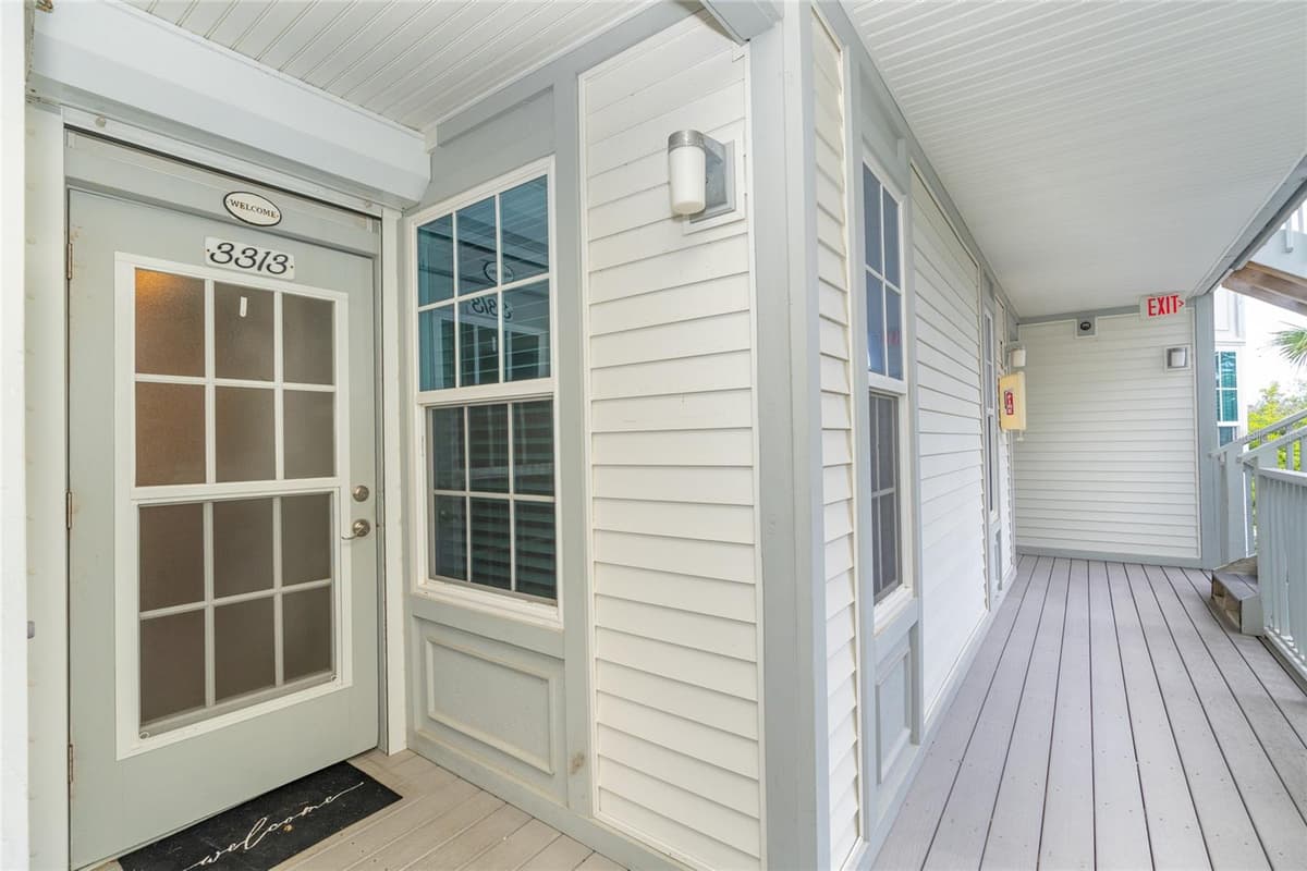 7454 PALM ISLAND DRIVE — photo 4 of 36