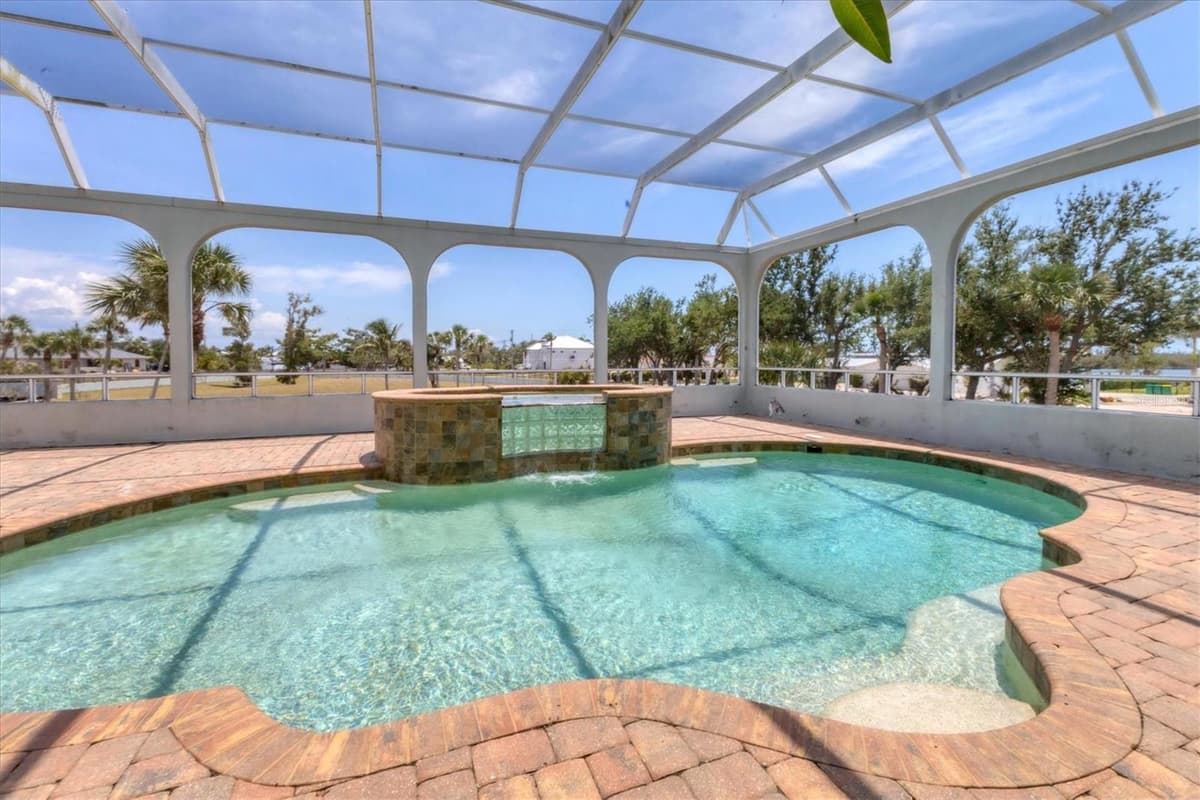 342 GREEN DOLPHIN DRIVE — photo 20 of 54