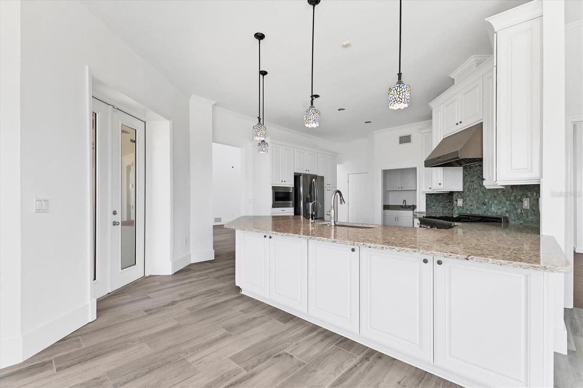 342 GREEN DOLPHIN DRIVE — photo 13 of 54
