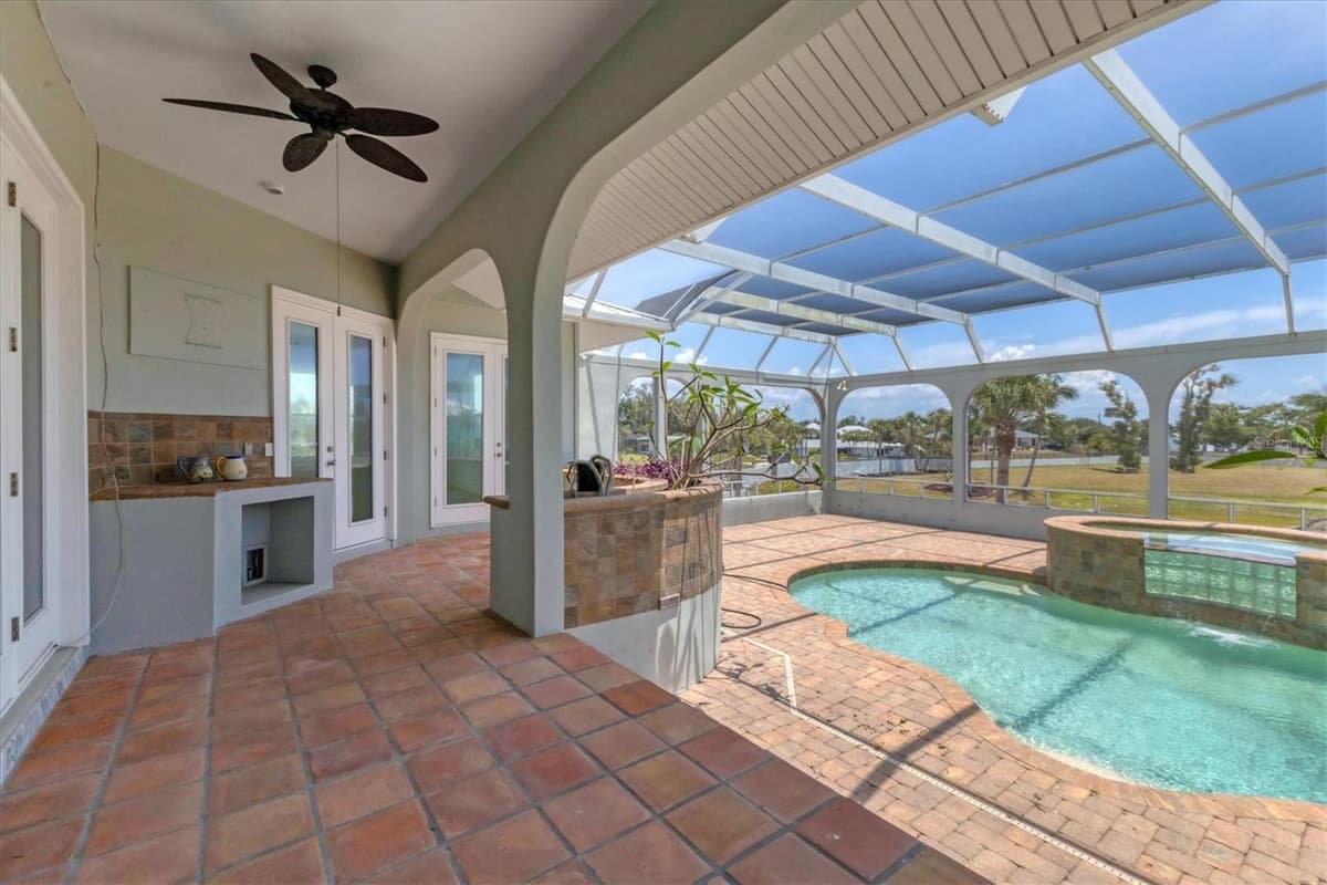 342 GREEN DOLPHIN DRIVE — photo 42 of 54