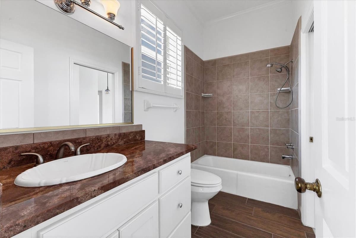 342 GREEN DOLPHIN DRIVE — photo 33 of 54